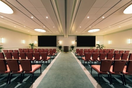 Las Vegas’ first executive meeting center welcomes its first group