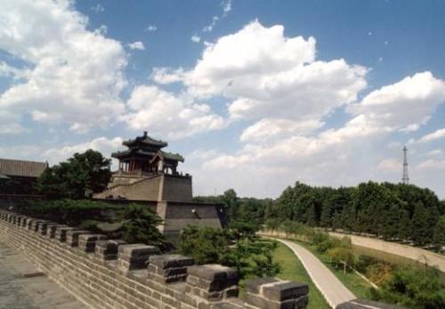 Ancient city in China hosts tourism conference