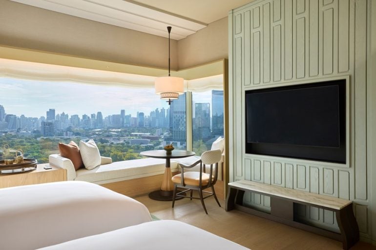 Bangkok’s Dusit Thani Set to Glance with a Reopening